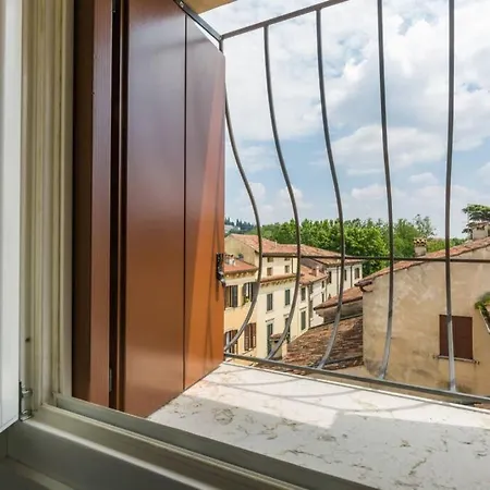 Luxury Design Apt With Amazing View Verona